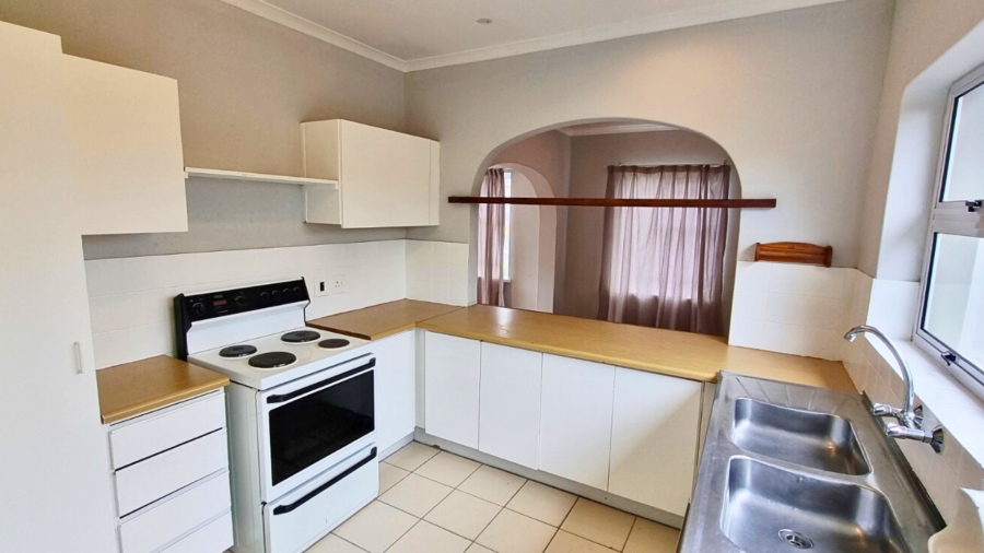To Let 3 Bedroom Property for Rent in Table View Western Cape